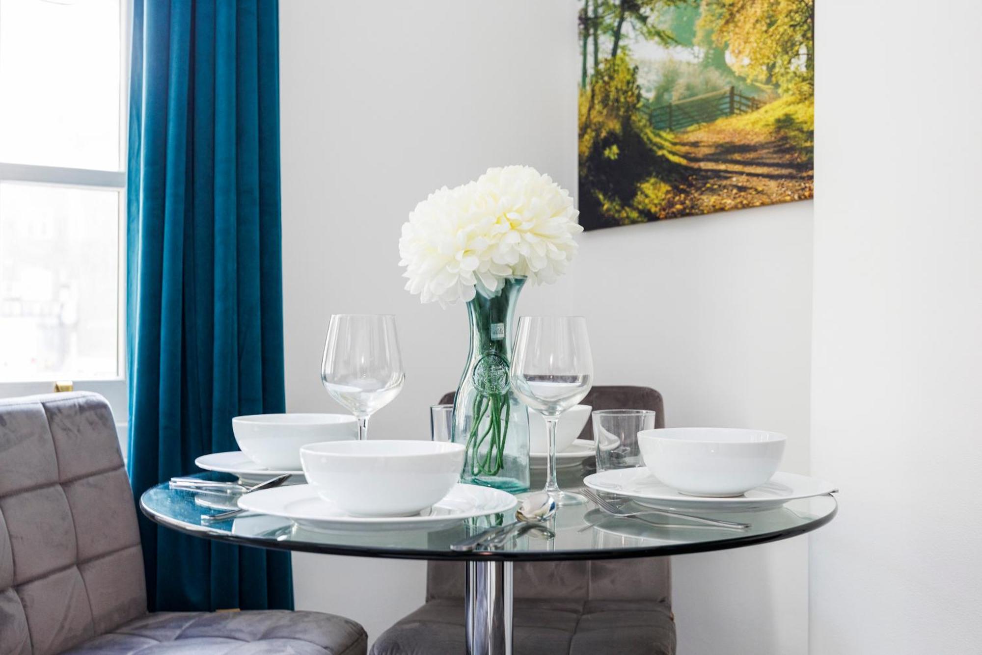 London Bridge 2 Bed Apartment - Sleeps 3 외부 사진